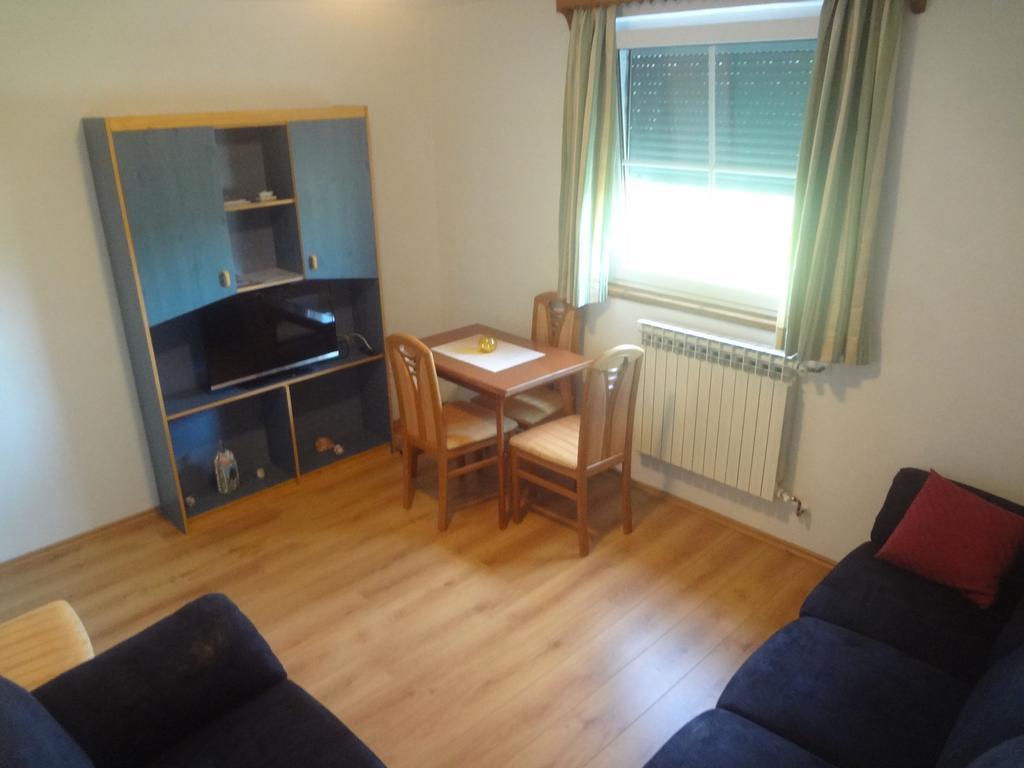 Apartments Zdravac 우마그 외부 사진